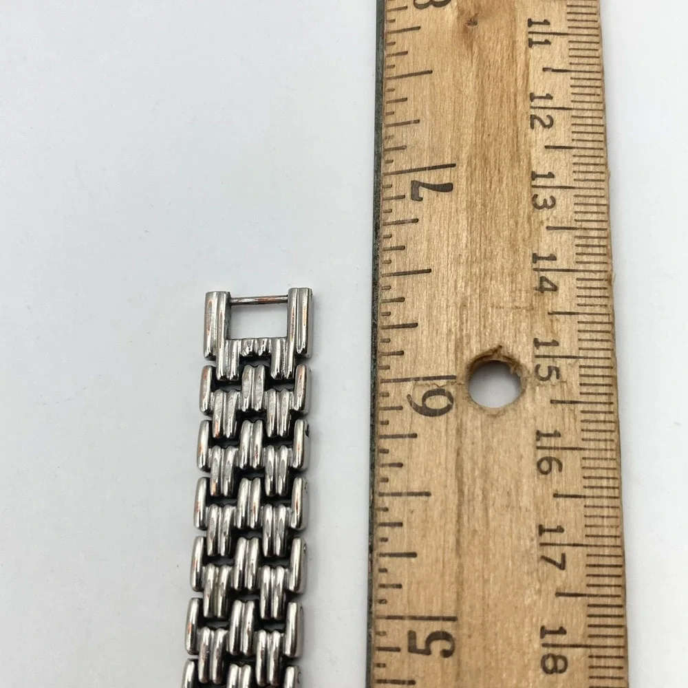 Aren Dino Women's Watch 25mm Silver Tone Swiss Date New Battery SMALL 5.75